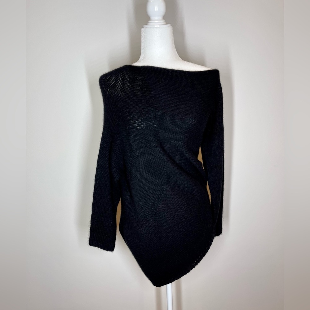 Theory Black Cashmere Asymmetrical Sweater Size Medium PERFECT CONDITION!